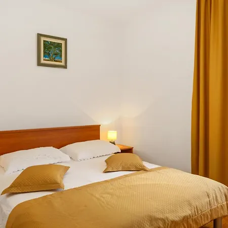 Golden Cape Apartament Bol